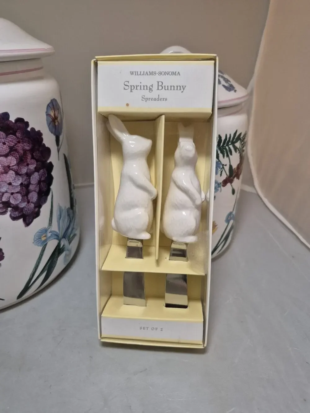 💥 Williams Sonoma Spring Bunny Set Rabbit Handle Cheese Spreaders A3